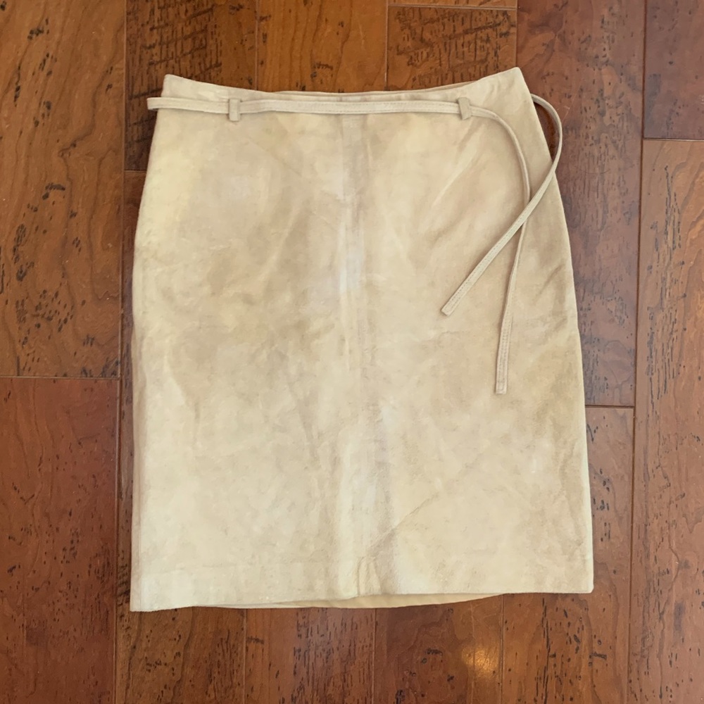 AnnTaylor Loft // GUC tan/cream suede skirt